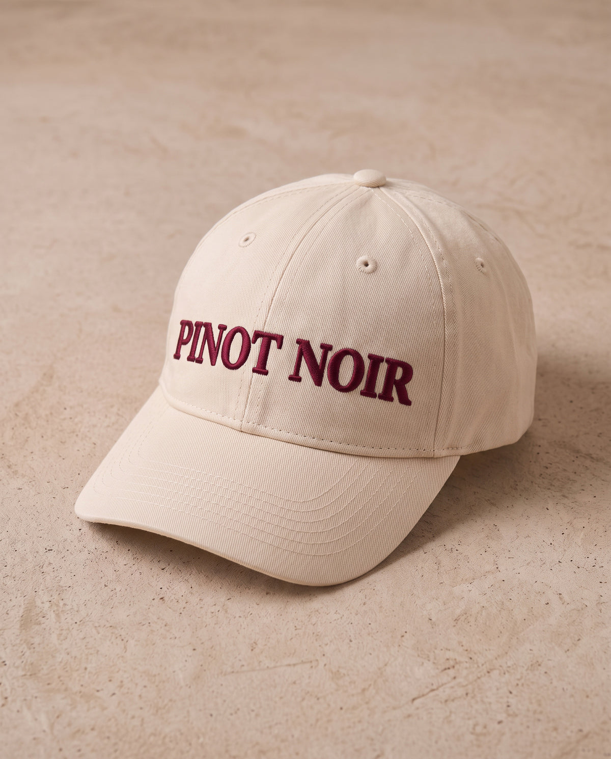 PINOT NOIR Cap